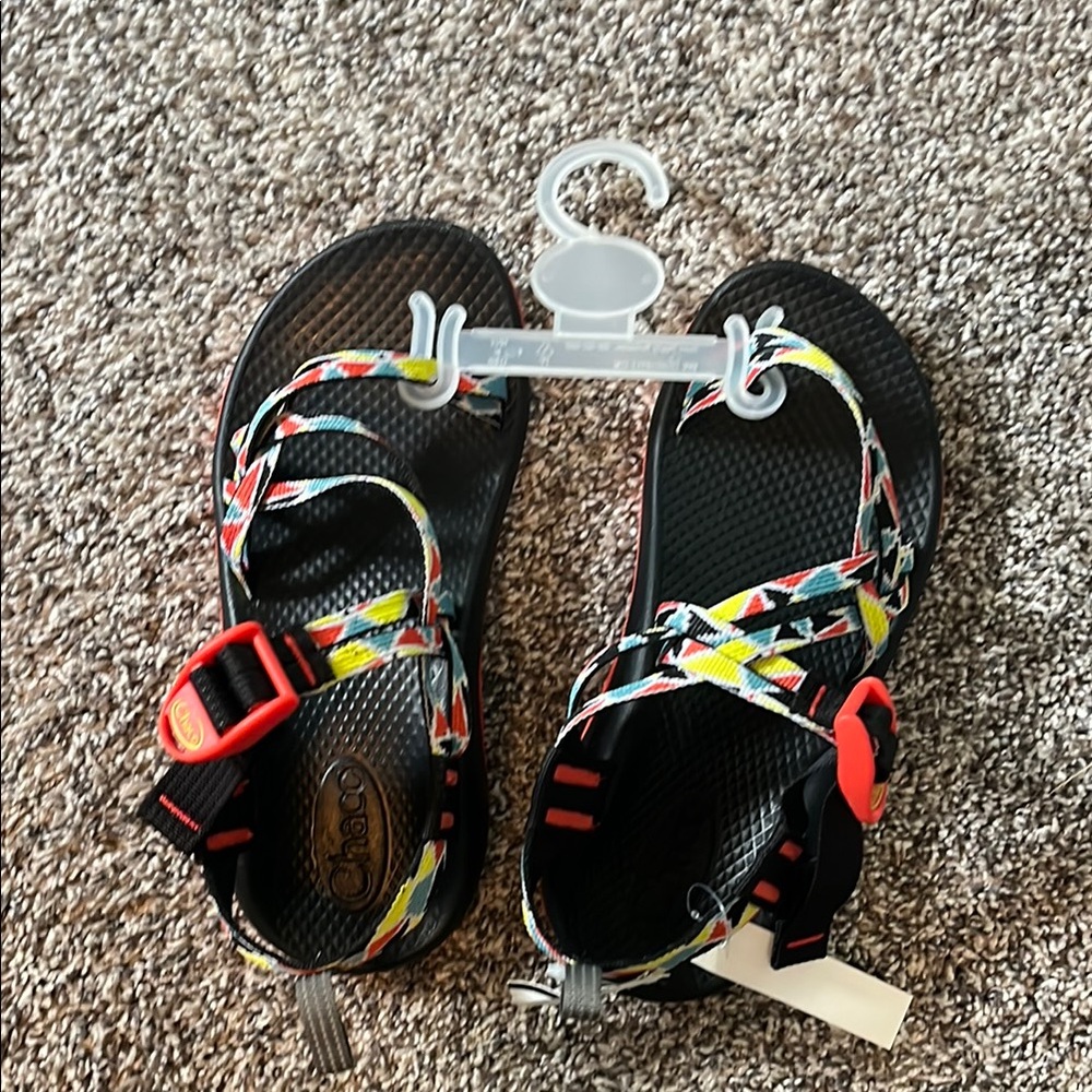 Chaco Kids Size 3 Multi Z1 Ecotread Sandals Black w/ multi colored Straps NWT
